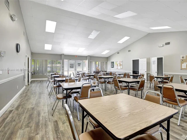 10133 NW 24th Pl # 404, Sunrise FL 33322