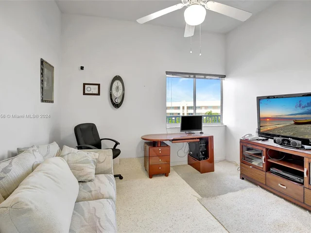 10133 NW 24th Pl # 404, Sunrise FL 33322