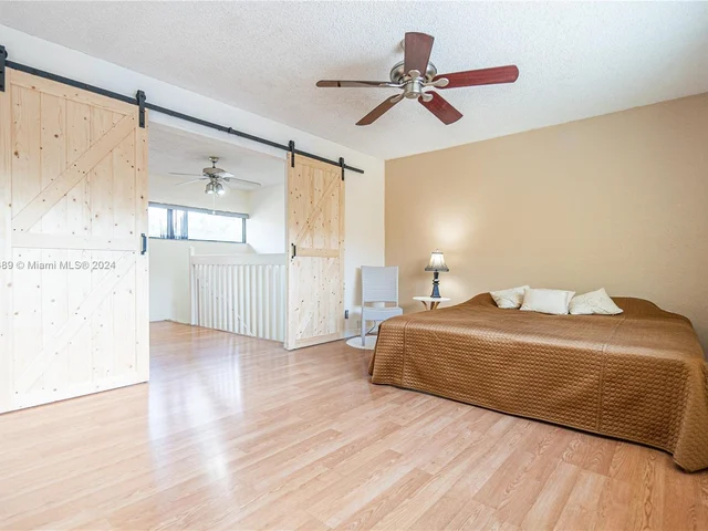 8725 Cleary Blvd # 8725, Plantation FL 33324