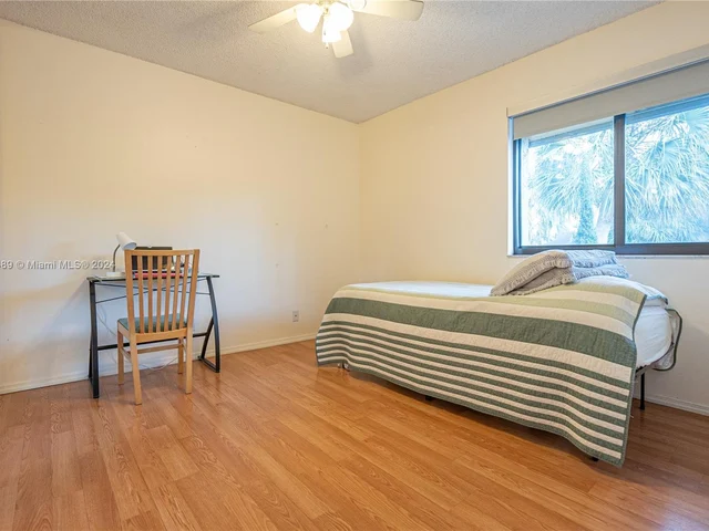 8725 Cleary Blvd # 8725, Plantation FL 33324