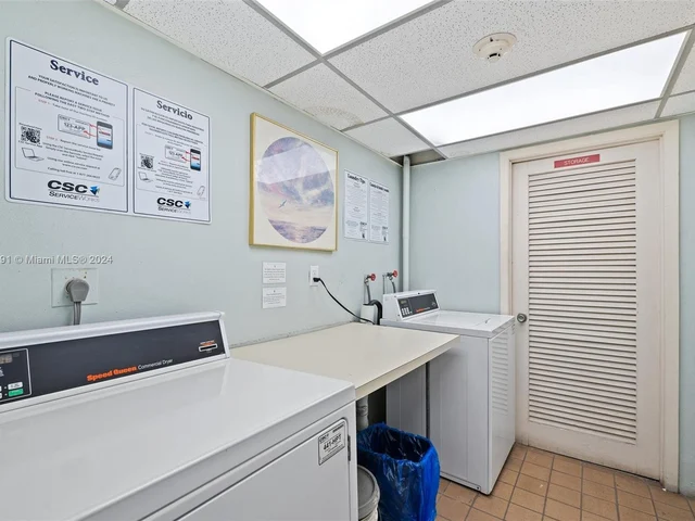 1425 Arthur St # 212B, Hollywood FL 33020