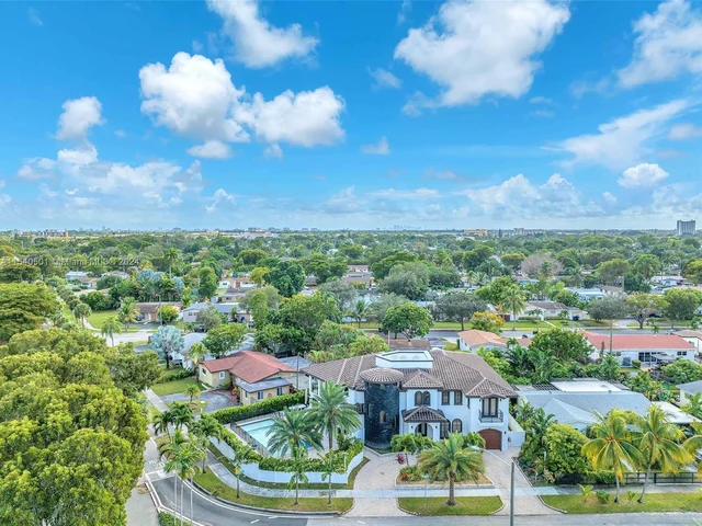 1100 NE 180th Ter, North Miami Beach FL 33162