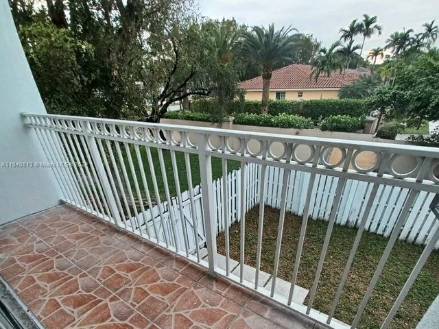 2554 SW 122nd Ct, Miami FL 33175