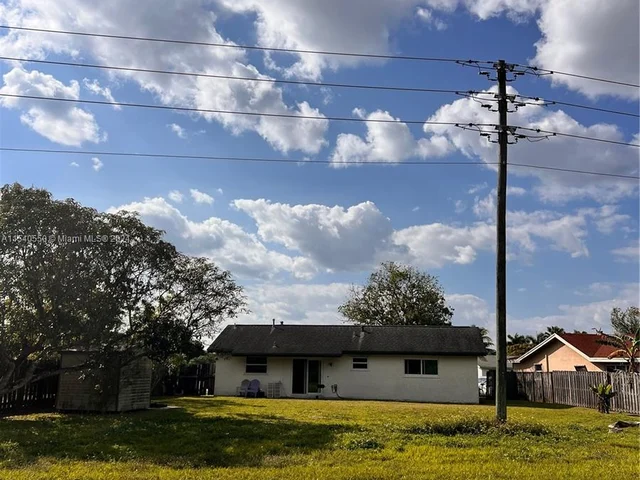 11300 NW 45th Pl, Sunrise FL 33323