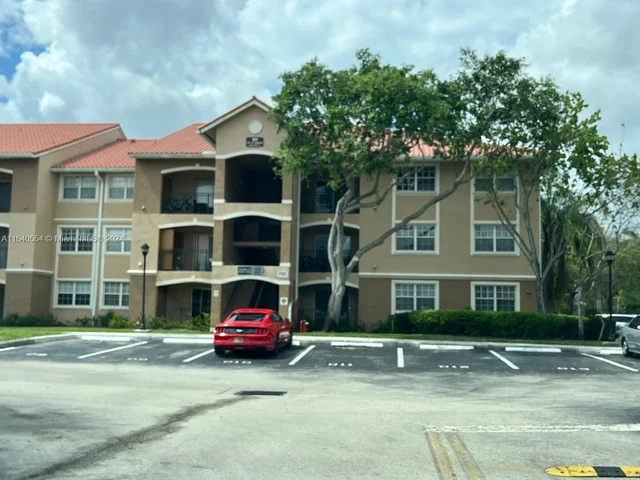 100 SW 117th Ter # 2106, Pembroke Pines FL 33025