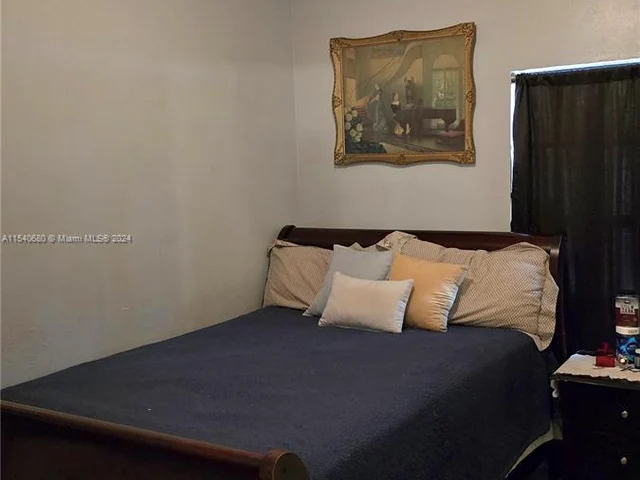 2431 SW 82nd Ter, Miramar FL 33025