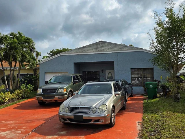 2431 SW 82nd Ter, Miramar FL 33025