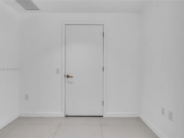 501 NE 31st St # 1704, Miami FL 33137