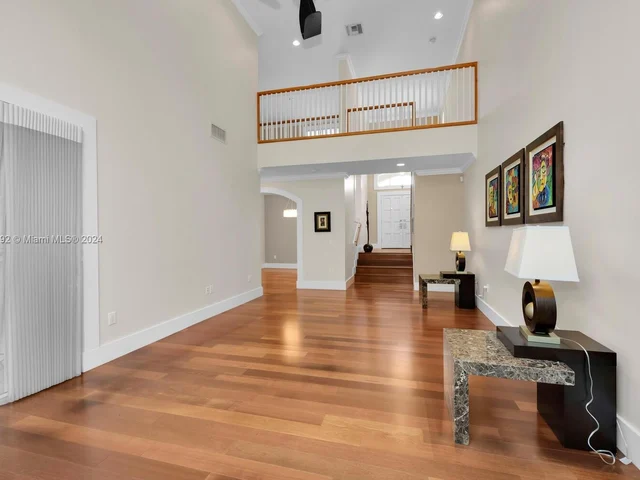 4581 NW 93rd Doral Ct, Doral FL 33178