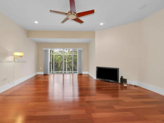 4581 NW 93rd Doral Ct, Doral FL 33178