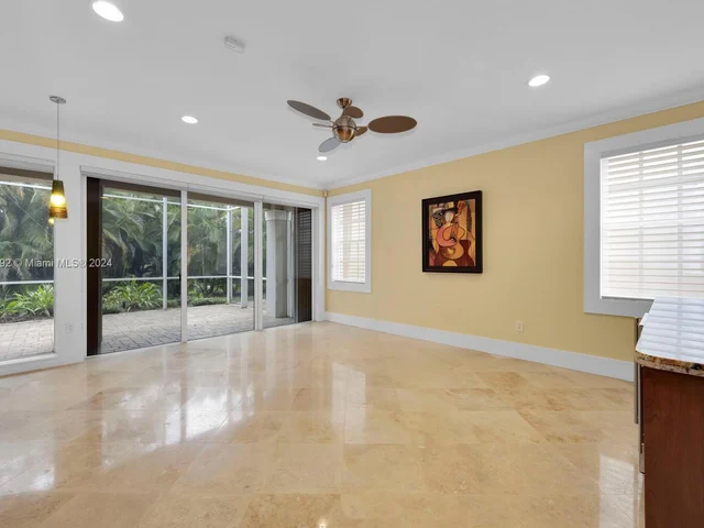 4581 NW 93rd Doral Ct, Doral FL 33178