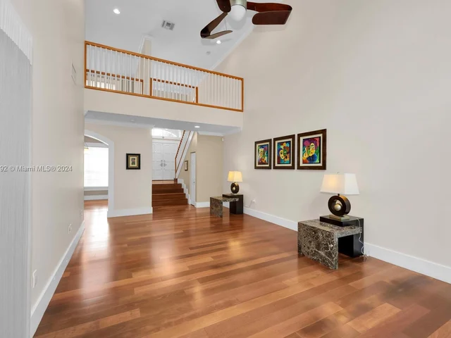 4581 NW 93rd Doral Ct, Doral FL 33178