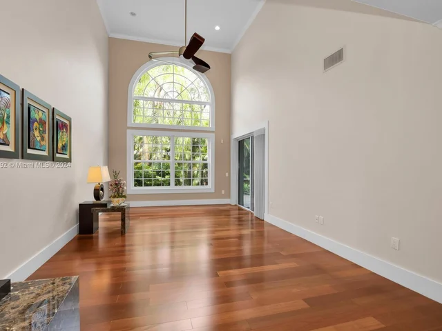 4581 NW 93rd Doral Ct, Doral FL 33178