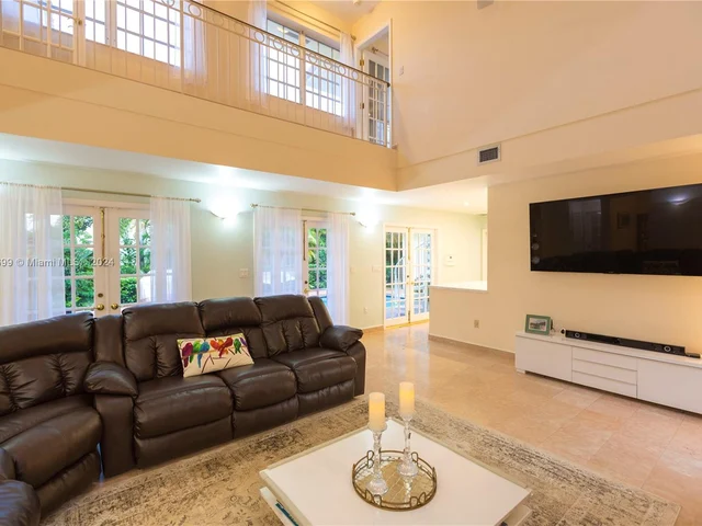 650 Alcazar Ave # 650, Coral Gables FL 33134