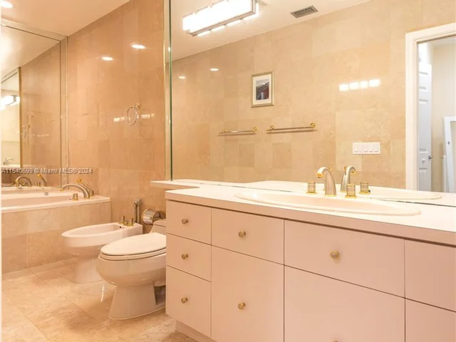 650 Alcazar Ave # 650, Coral Gables FL 33134