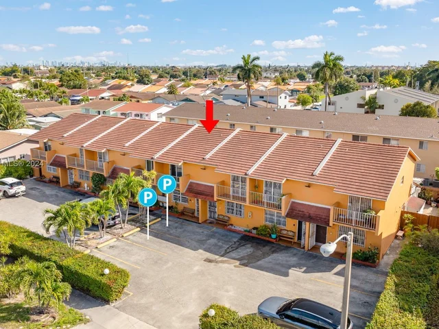 1458 W 39th Pl # 5, Hialeah FL 33012