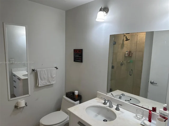 1060 Brickell Ave # 2709, Miami FL 33131