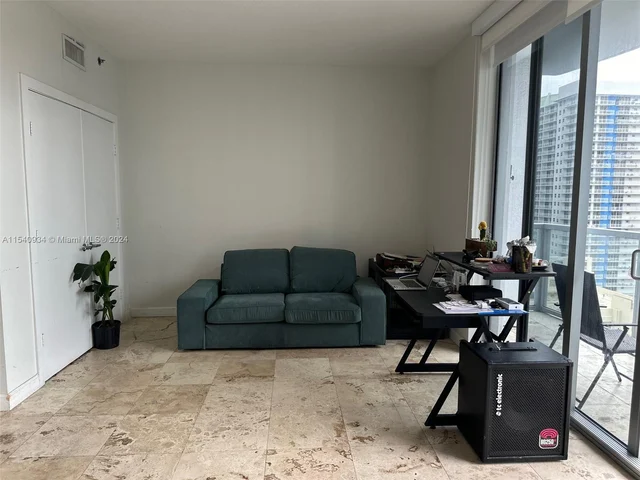 1060 Brickell Ave # 2709, Miami FL 33131