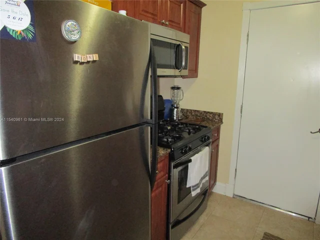 14500 SW 88th Ave # 135, Palmetto Bay FL 33176