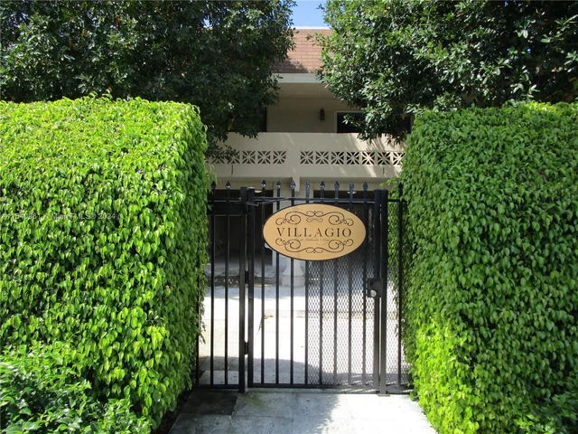 14500 SW 88th Ave # 135, Palmetto Bay FL 33176