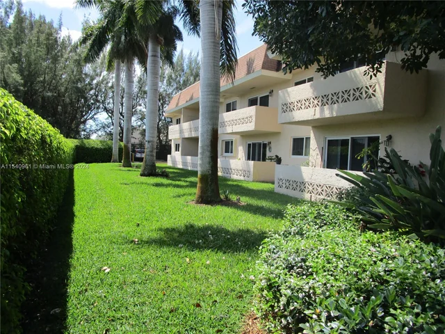 14500 SW 88th Ave # 135, Palmetto Bay FL 33176