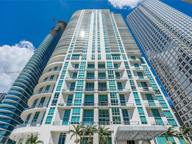 300 S Biscayne Blvd # 2209, Miami FL 33131