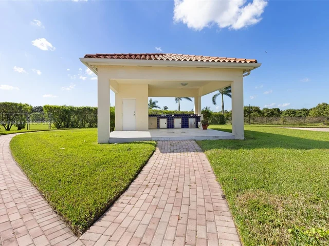 14950 SW 179th Ave, Miami FL 33196