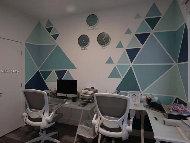 10363 NW 67th Ter, Doral FL 33178