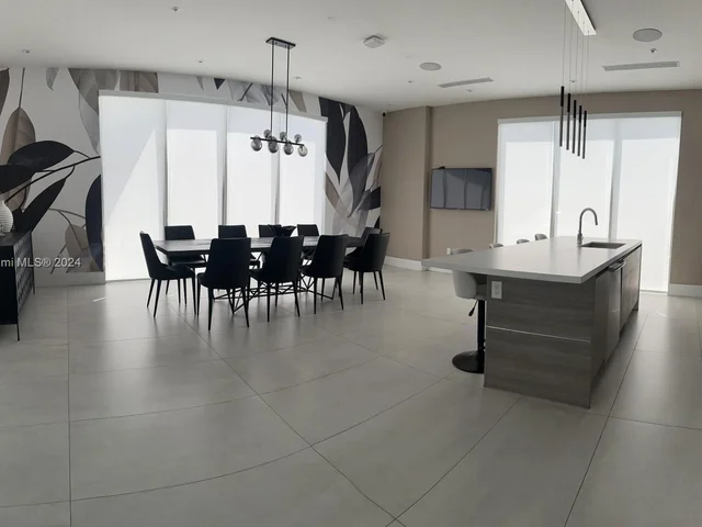 10363 NW 67th Ter, Doral FL 33178