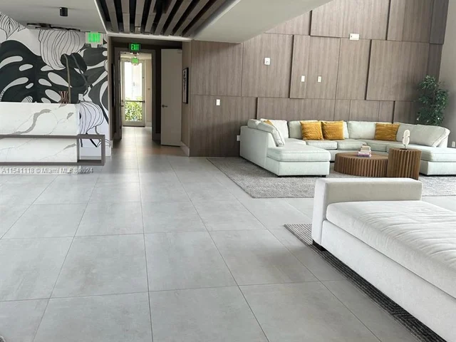 10363 NW 67th Ter, Doral FL 33178