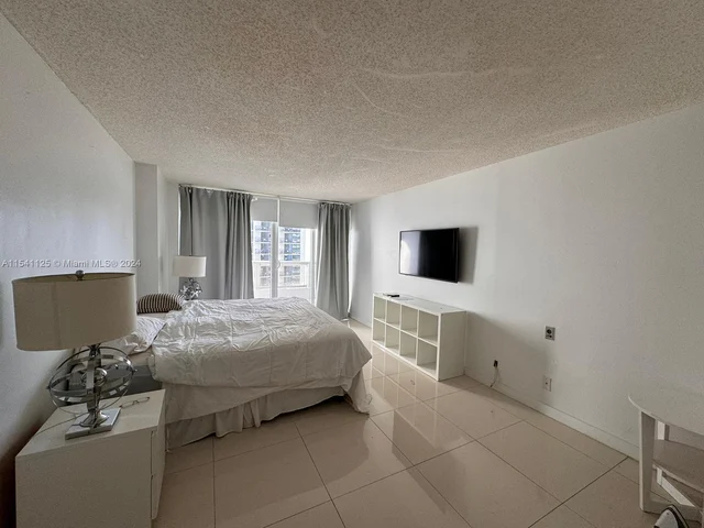 1717 N Bayshore Dr # 2642, Miami FL 33132