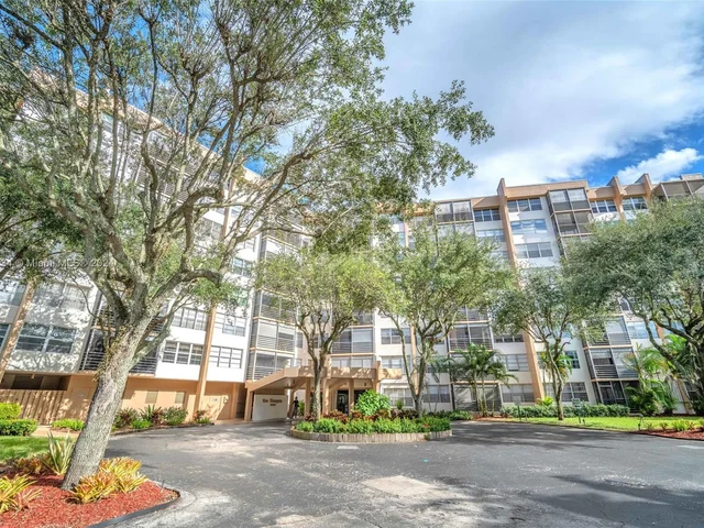 1300 Saint Charles Pl # 601, Pembroke Pines FL 33026