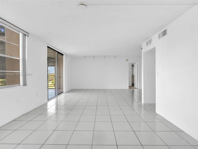 1300 Saint Charles Pl # 601, Pembroke Pines FL 33026