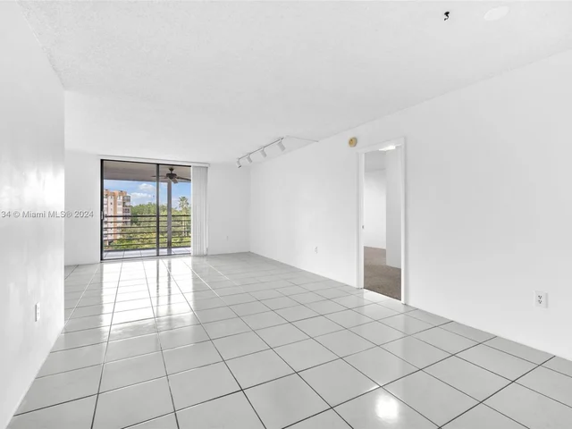 1300 Saint Charles Pl # 601, Pembroke Pines FL 33026