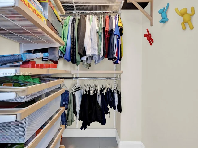 50 Biscayne Blvd # 1802, Miami FL 33132