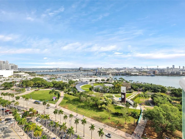 50 Biscayne Blvd # 1802, Miami FL 33132