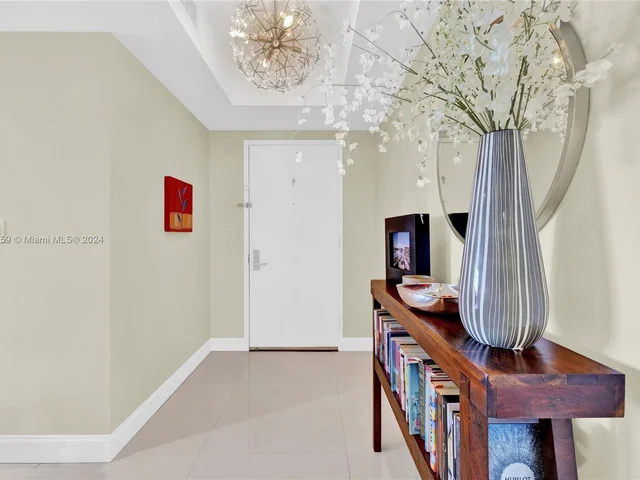 50 Biscayne Blvd # 1802, Miami FL 33132