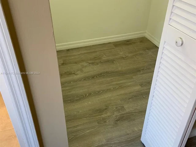 14311 SW 96th St # 301, Miami FL 33186