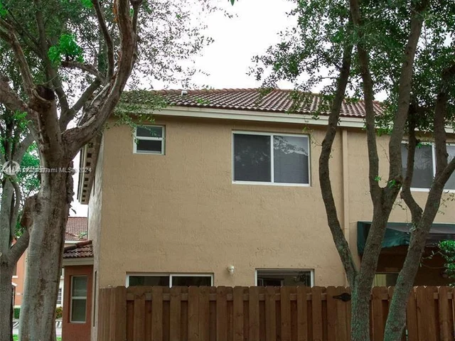 14311 SW 96th St # 301, Miami FL 33186