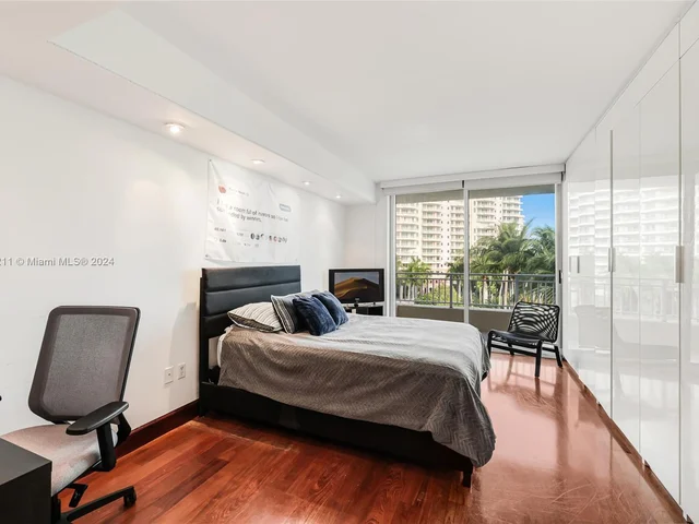 765 Crandon Blvd # 12, Key Biscayne FL 33149