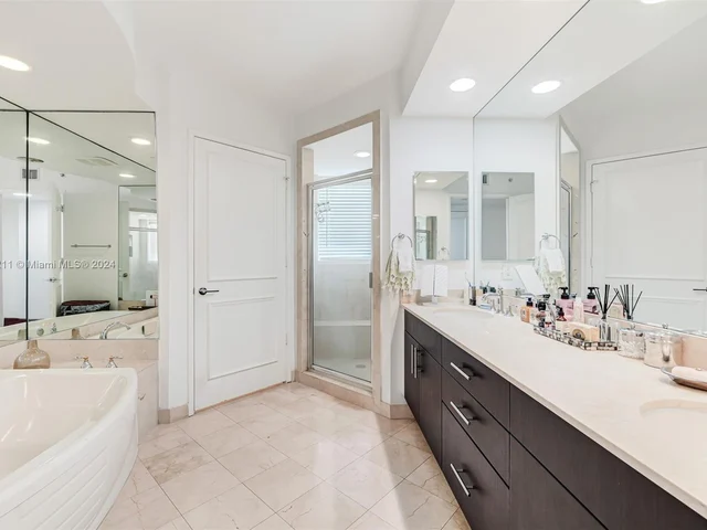 765 Crandon Blvd # 12, Key Biscayne FL 33149