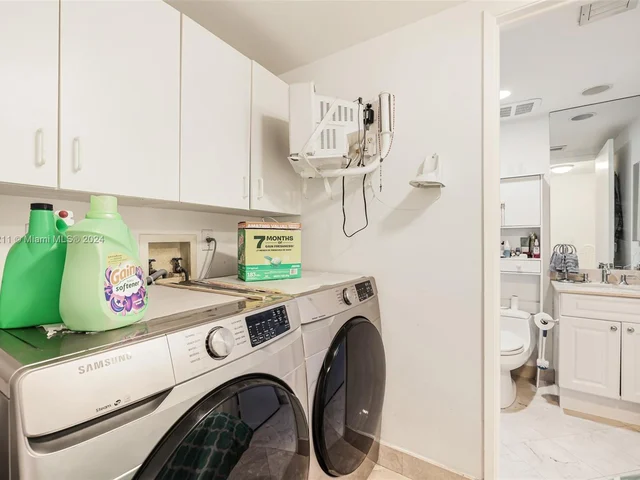 765 Crandon Blvd # 12, Key Biscayne FL 33149