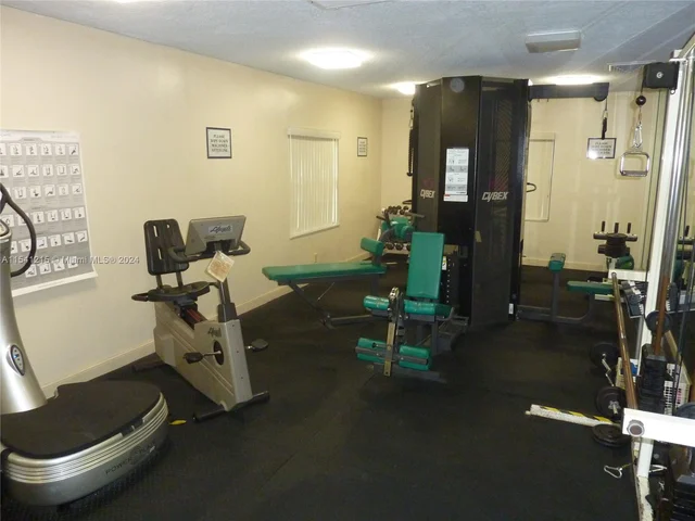 140 Cypress Club Dr # 403, Pompano Beach FL 33060