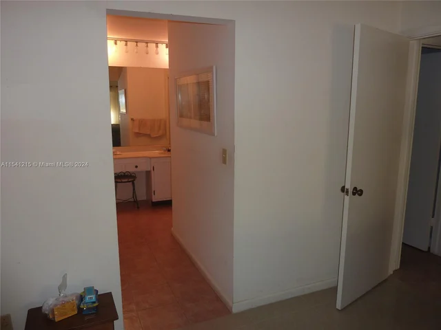 140 Cypress Club Dr # 403, Pompano Beach FL 33060