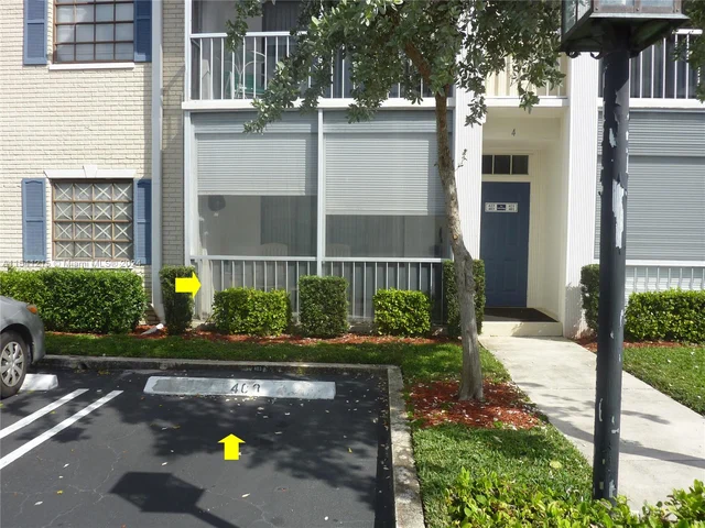 140 Cypress Club Dr # 403, Pompano Beach FL 33060
