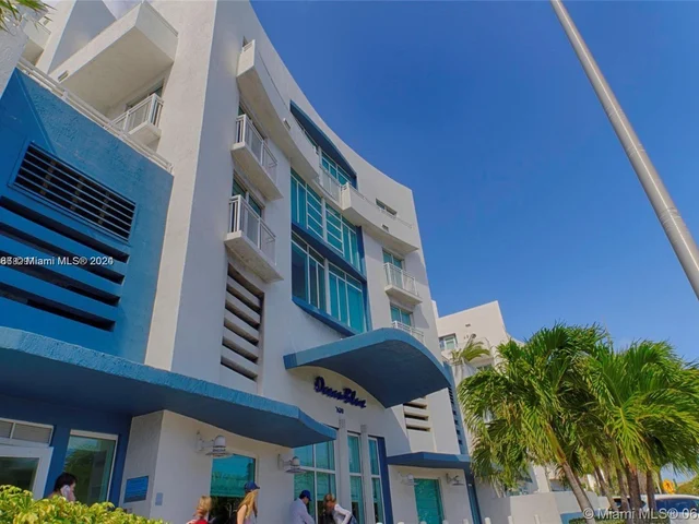 7600 Collins Ave # 1201, Miami Beach FL 33141