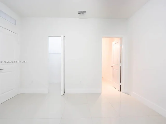 15545 SW 12th Ter, Miami FL 33194