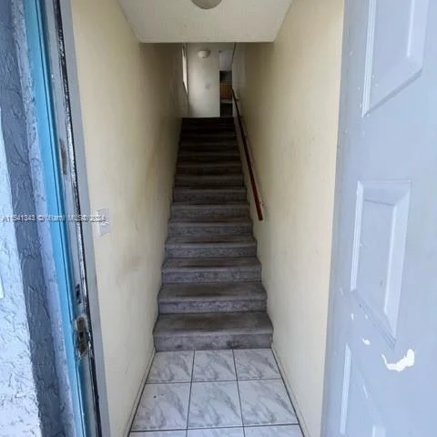 2721 S Oakland Forest Dr # 201, Oakland Park FL 33309