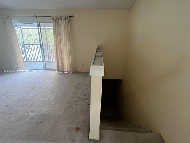 2721 S Oakland Forest Dr # 201, Oakland Park FL 33309