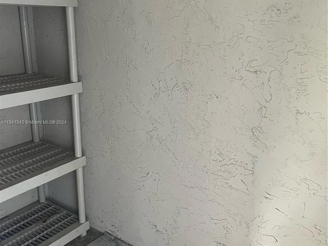 2721 S Oakland Forest Dr # 201, Oakland Park FL 33309